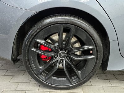 MERCEDES-BENZ CLS - 6