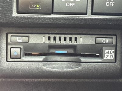 TOYOTA LAND CRUISER - 6