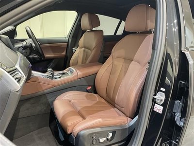 2021 BMW BMW 照片 9