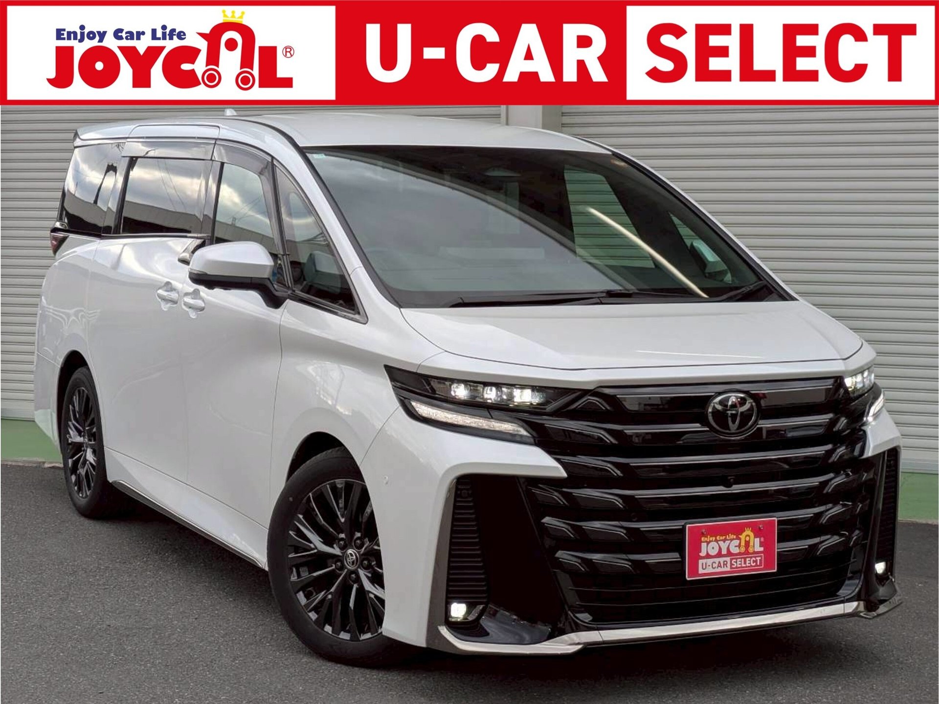 TOYOTA VELLFIRE - View 1