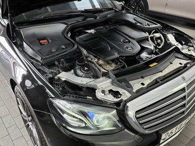 MERCEDES-BENZ E-CLASS - 7