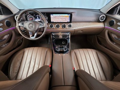 MERCEDES-BENZ E-CLASS - 5