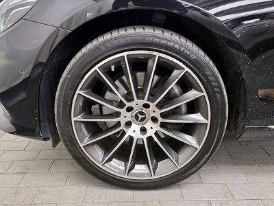 MERCEDES-BENZ E-CLASS - 6