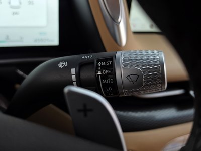 صورة مصغرة 28 لـ 2022 Genesis G90 (RS4)