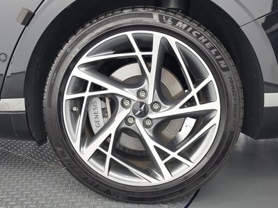 صورة 8 لـ 2022 Genesis G90 (RS4)