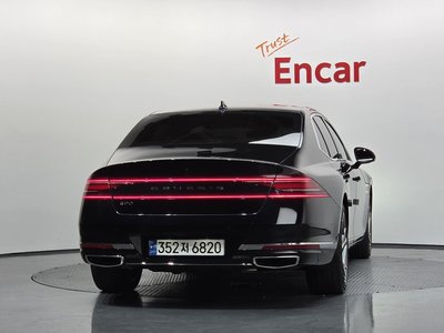 صورة 4 لـ 2022 Genesis G90 (RS4)