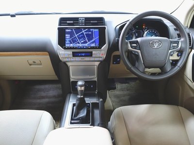 2023 Toyota LAND CRUISER PRADO 缩略图 12