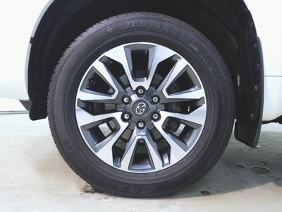 2023 Toyota LAND CRUISER PRADO 缩略图 33