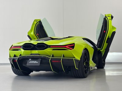 صورة مصغرة 13 لـ 2025 Lamborghini REVUELTO