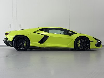 صورة مصغرة 16 لـ 2025 Lamborghini REVUELTO