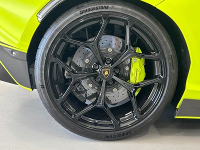 صورة مصغرة 26 لـ 2025 Lamborghini REVUELTO