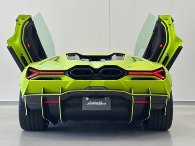 صورة مصغرة 11 لـ 2025 Lamborghini REVUELTO