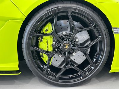 صورة مصغرة 25 لـ 2025 Lamborghini REVUELTO