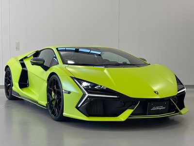 صورة 2 لـ 2025 Lamborghini REVUELTO