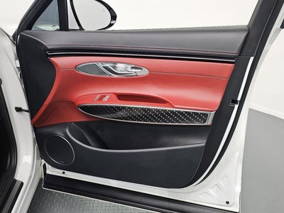 صورة مصغرة 14 لـ 2021 Genesis GV70