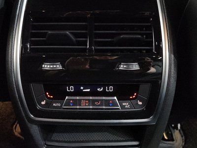 2025 BMW X5 thumbnail 17