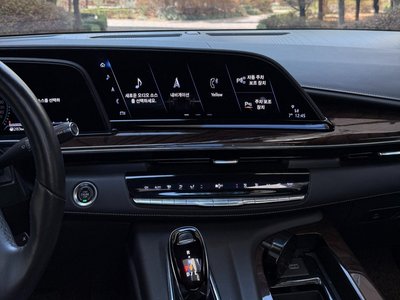 CADILLAC ESCALADE 5TH GENERATION - 8