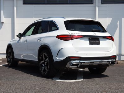 MERCEDES-BENZ GLC - 10
