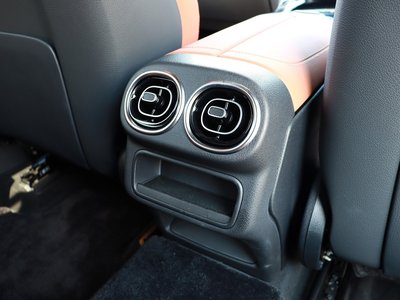 صورة مصغرة 42 لـ 2025 Mercedes-BENZ GLC