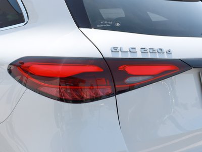 صورة مصغرة 23 لـ 2025 Mercedes-BENZ GLC