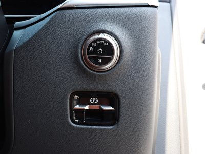 صورة مصغرة 44 لـ 2025 Mercedes-BENZ GLC