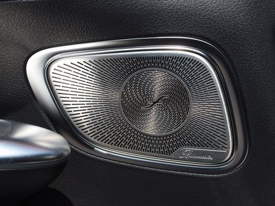 صورة مصغرة 49 لـ 2025 Mercedes-BENZ GLC