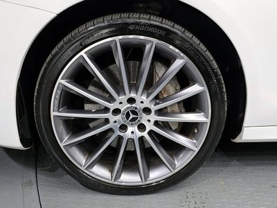 MERCEDES-BENZ E-CLASS - 6