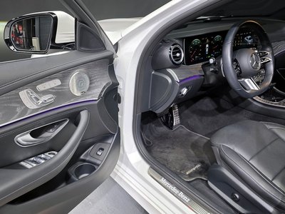 MERCEDES-BENZ E-CLASS - 10