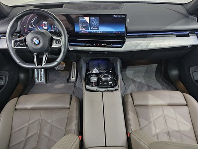 BMW 5 SERIES - 4