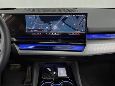 صورة مصغرة 20 لـ 2025 BMW 5 SERIES