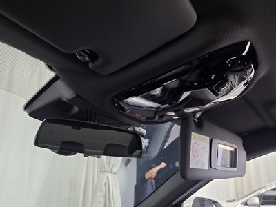 صورة مصغرة 27 لـ 2025 BMW 5 SERIES