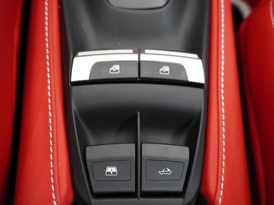2018 Ferrari 488 SPIDER thumbnail 38