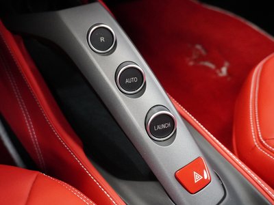 2018 Ferrari 488 SPIDER thumbnail 37
