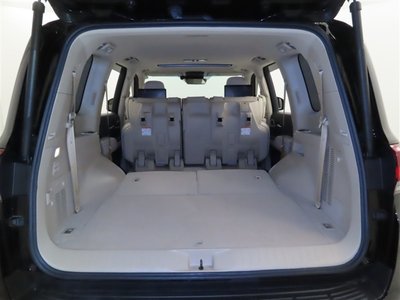 صورة مصغرة 32 لـ 2023 Toyota LAND CRUISER 300