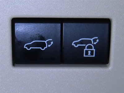 صورة مصغرة 33 لـ 2023 Toyota LAND CRUISER 300