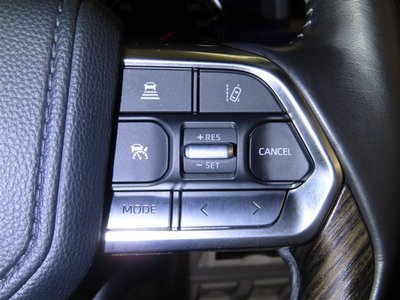 صورة مصغرة 21 لـ 2023 Toyota LAND CRUISER 300