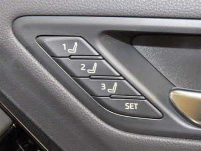 صورة مصغرة 16 لـ 2023 Toyota LAND CRUISER 300