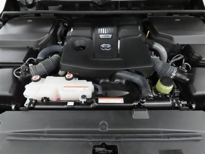 صورة مصغرة 36 لـ 2023 Toyota LAND CRUISER 300