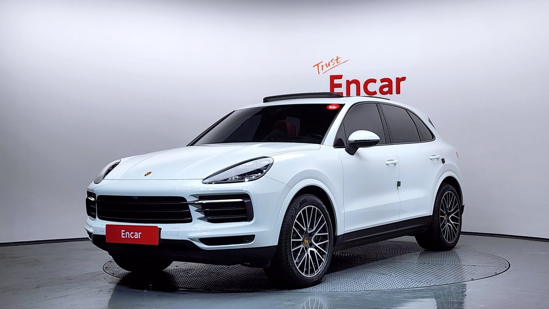 PORSCHE CAYENNE - View 1