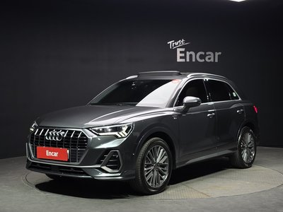 AUDI Q3 - 1
