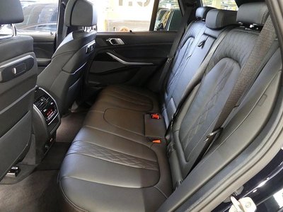 2025 BMW X5 缩略图 17