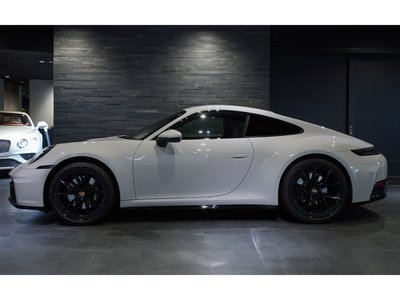 PORSCHE 911 - 8