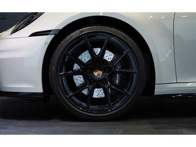 PORSCHE 911 - 9