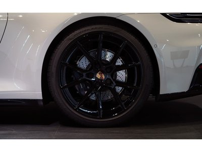 PORSCHE 911 - 10