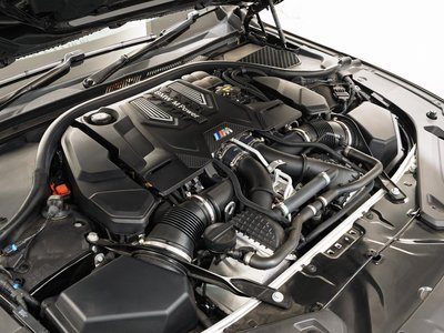 BMW M8 GRAN COUPE - 8