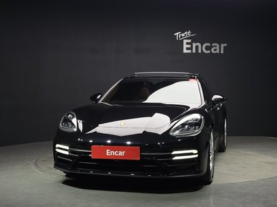 PORSCHE PANAMERA - 2