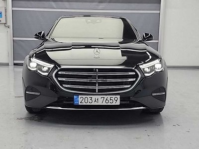 MERCEDES-BENZ E-CLASS - 5