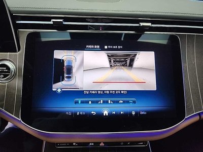 MERCEDES-BENZ E-CLASS - 10