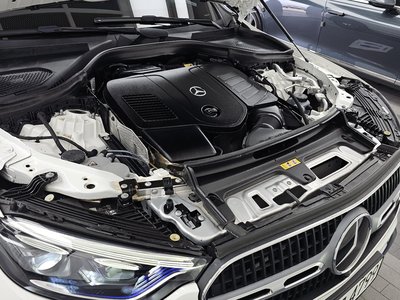 صورة 7 لـ 2024 Mercedes-BENZ GLC