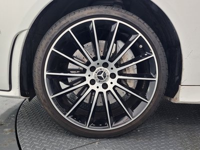 MERCEDES-BENZ CLS - 6